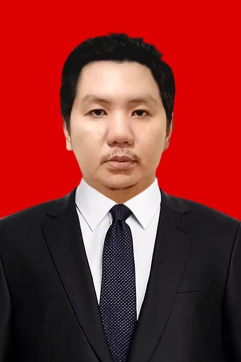 Daniel Theofilu, S. Pd